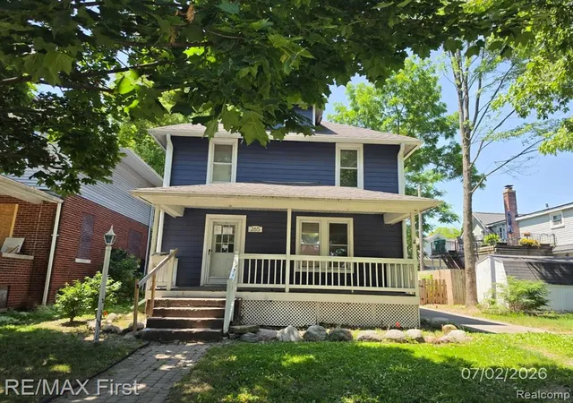 Photo 1 of Sale Pending at 265 North Ave, Mount Clemens, MI 48043 | MLS# 61011938 | Listing updated on 2026-07-27