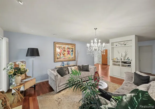 Photo 4 of Condo for sale at 4901 Fairway Ridge Cir, West Bloomfield, MI 48323 3321 | MLS# 61025837 | Listing updated on 2026-09-06