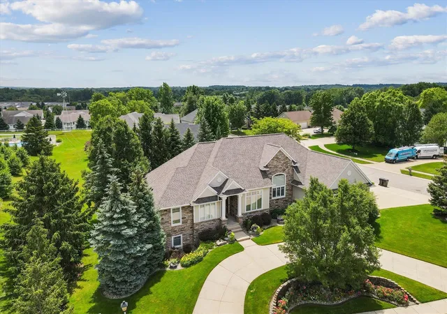 Photo 1 of Sale Pending at 4132 Ayrshire Dr, Wyoming, MI 49418 | MLS# 70554936 | Listing updated on 2026-08-31