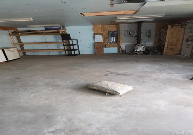 3rd image of 6528 N Towerline Rd, Hope, MI 48628 | MLS# 50213067