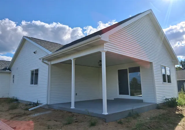 Photo 2 of Single family home for sale at 8069 Buck Ave, Galesburg, MI 49053 | MLS# 70537819 | Listing updated on 2026-08-31