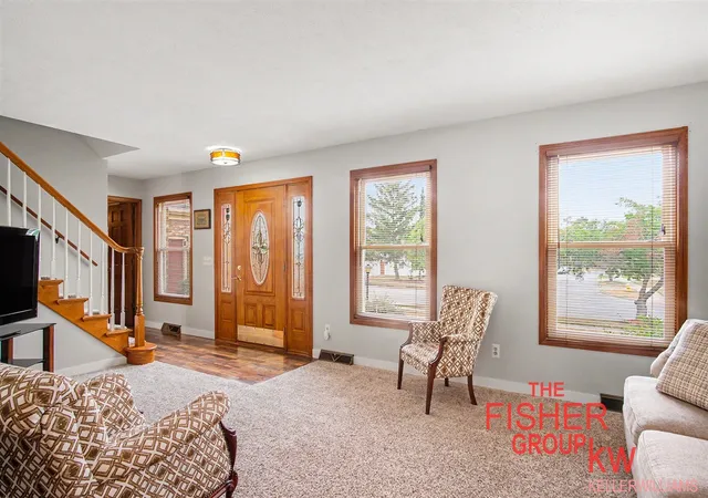 Photo 3 of Sale Pending at 5434 Discovery Dr, Grand Rapids, MI 49508 | MLS# 70547508 | Listing updated on 2026-08-16