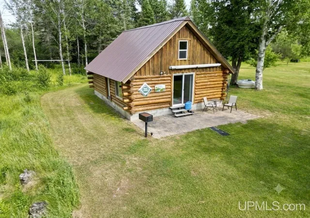Homes for sale in Rapid River, MI | 8357 School 16th Rd Rd, Rapid River, MI 49878 | MLS# 50213944
