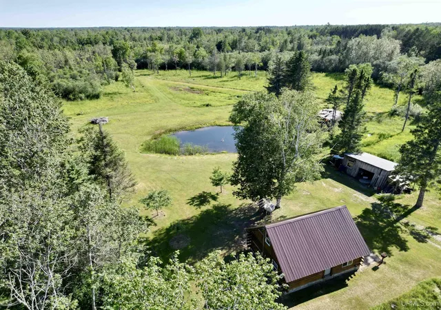 Homes for sale in Rapid River, MI | 8357 School 16th Rd Rd, Rapid River, MI 49878 | MLS# 50213944