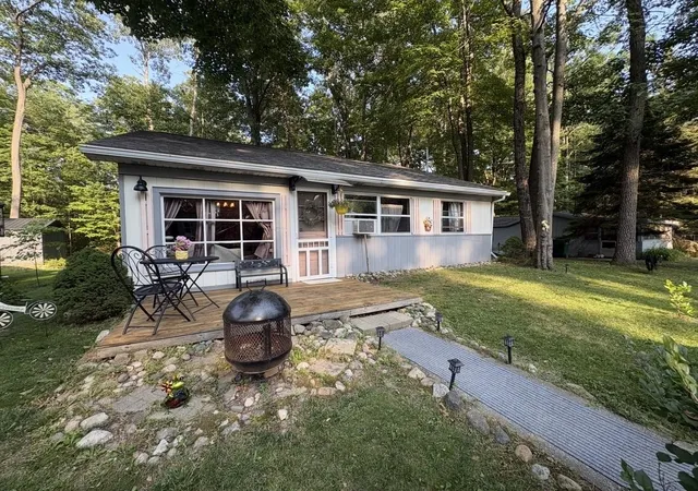 1st image of 4070 Covemoor Dr, Harrison, MI 48625 | MLS# 50214804