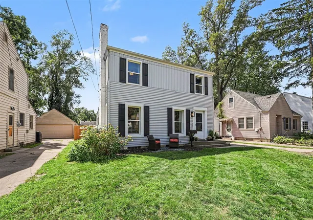 Photo 1 of Sale Pending at 1128 Edna St, Grand Rapids, MI 49507 | MLS# 70554998 | Listing updated on 2026-09-14