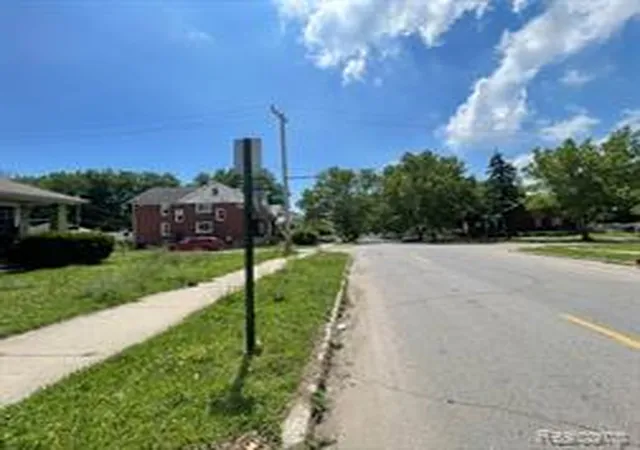 Homes for sale in Detroit, MI | 4808 Dickerson St, Detroit, MI 48215 | MLS# 61009265