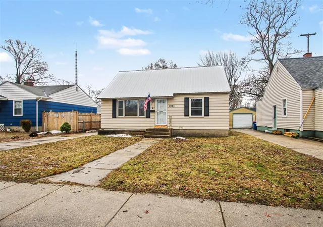 Homes for sale in Muskegon, MI | 2892 Roosevelt Rd, Muskegon, MI 49441 | MLS# 70516157