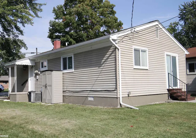 Photo 5 of Single family home for sale at 29530 South River St, Harrison Twp, MI 48043 | MLS# 50220001 | Listing updated on 2026-08-28