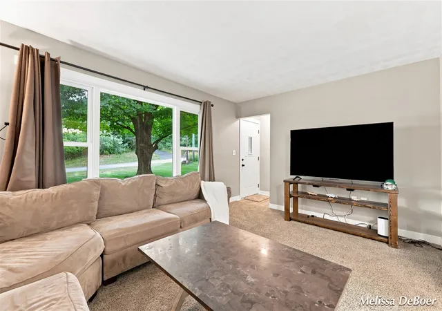 Photo 4 of Single family home for sale at 2014 3 Mile Rd, Grand Rapids, MI 49505 | MLS# 70549926 | Listing updated on 2026-09-18