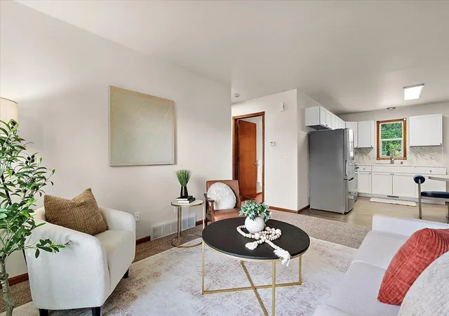 Photo 4 of Sale Pending at 47-49 Coleman St, Grand Rapids, MI 49548 | MLS# 70555535 | Listing updated on 2026-08-31