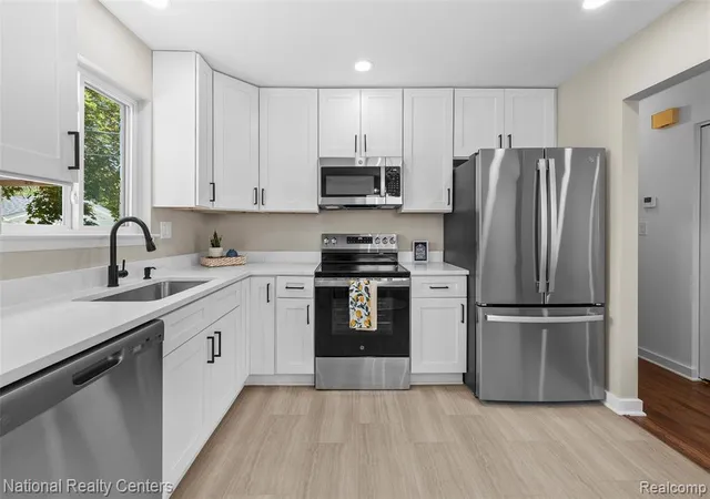 Photo 5 of Single Family Residence at 27736 Osmun St, Madison Heights, MI 48071 | MLS# 60999064 |  | Sold on 2026-07-01