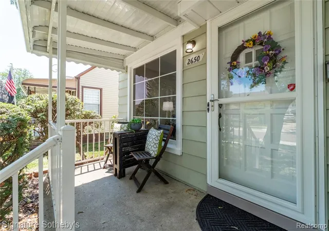 Photo 5 of Sale Pending at 2650 Grindley Park St, Dearborn, MI 48124 | MLS# 61019069 | Listing updated on 2026-08-23