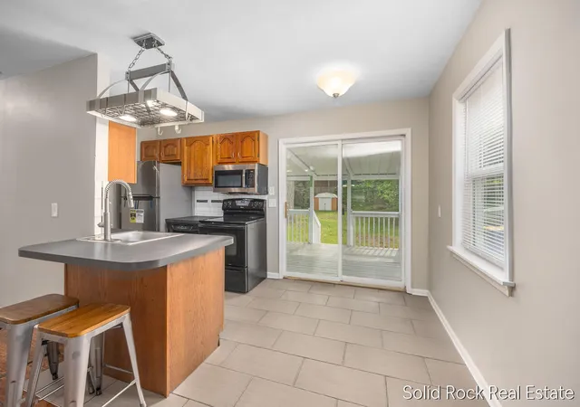 Homes for sale in Grand Rapids, MI | 1146 Eastern Ave, Grand Rapids, MI 49503 | MLS# 70532946