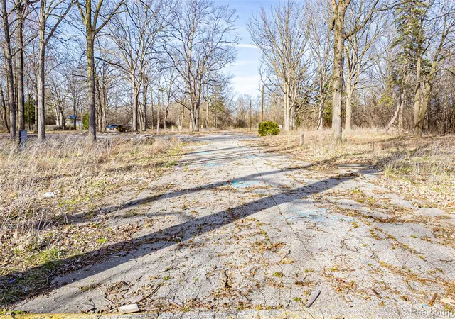 5th image of 3073 W Dayton St, Flint, MI 48504 | MLS# 60995723