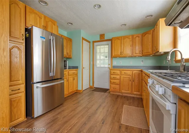 Photo 5 of Single family home for sale at 3519 Woodland Dr, Highland, MI 48356 2366 | MLS# 61024350 | Listing updated on 2026-09-05