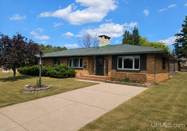 Photo 1 of Single family home for sale at 613 N 5th Avenue, Hurley, WI 54534 | MLS# 50218071 | Listing updated on 2026-09-01