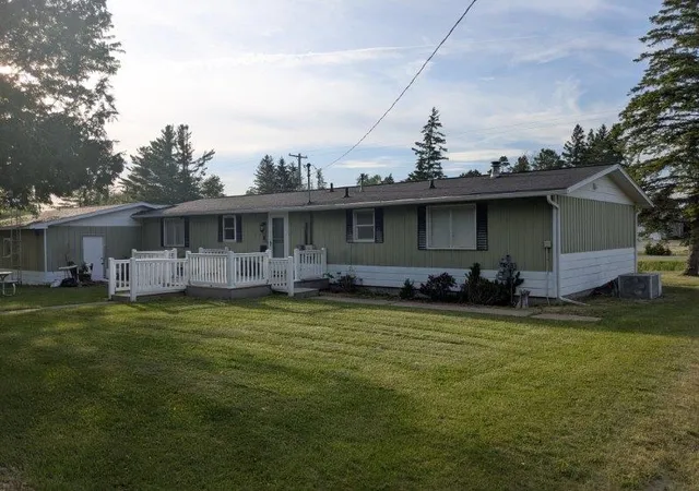 Homes for sale in Hale, MI | 511 W Main St, Hale, MI 48739 | MLS# 80069780