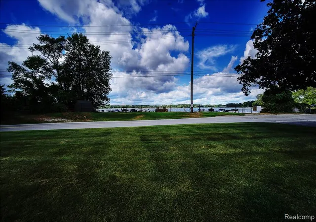 19th image of 8365 Pontiac Lake Rd #12, White Lake, MI 48386 | MLS# 61017282