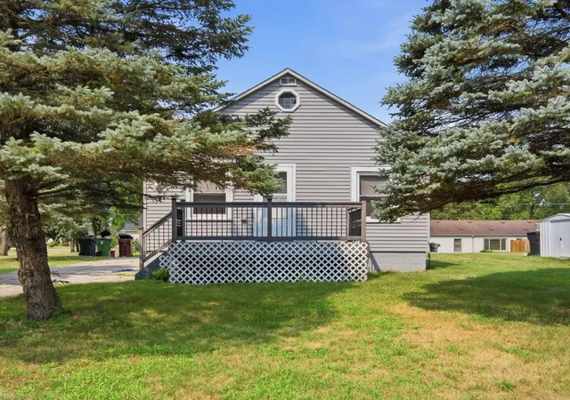 Photo 1 of Sale Pending at 47821 Betty St, Shelby Township, MI 48317 | MLS# 50218537 | Listing updated on 2026-08-18