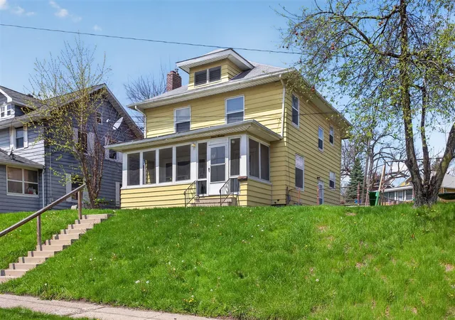 Homes for sale in Jackson, MI | 1114 Homewild Ave, Jackson, MI 49201 | MLS# 70527463