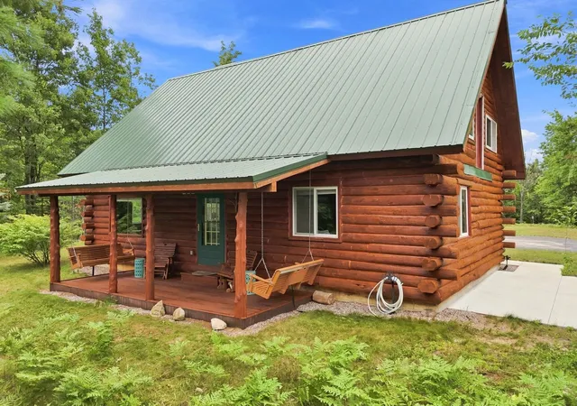 3rd image of 7727 Loggers Dr, Manton, MI 49663 | MLS# 80072399