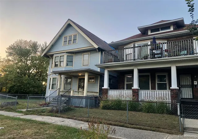 Photo 3 of Single family home for sale at 601 Westminster St, Detroit, MI 48202 1664 | MLS# 61023480 | Listing updated on 2026-08-28