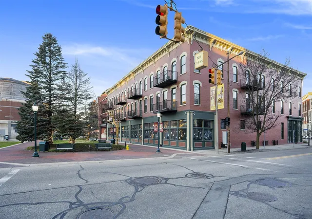 2nd image of 222 N Kalamazoo Mall #210, Kalamazoo, MI 49007 | MLS# 70519755