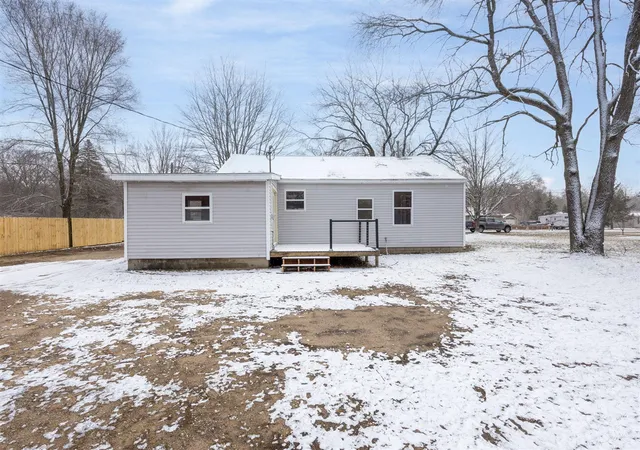 Homes for sale in Muskegon, MI | 739 Chandler St, Muskegon, MI 49442 | MLS# 70520152