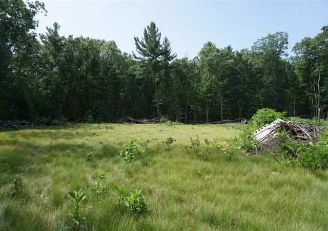 Photo 4 of Sale Pending at 2287 W White Lake Dr, Whitehall, MI 49461 | MLS# 70543017 | Listing updated on 2026-07-10