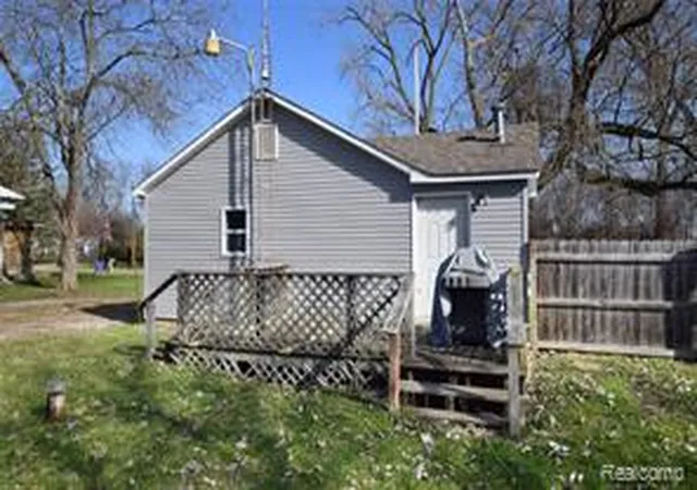 Homes for sale in Burton, MI | 2390 E Boatfield Ave, Burton, MI 48529 | MLS# 61009238