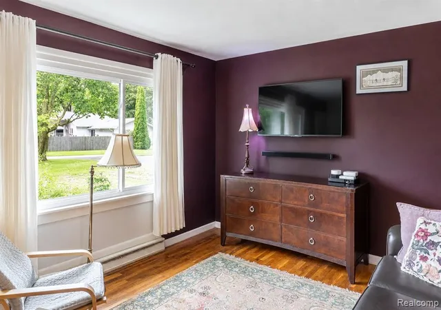 Photo 4 of Sale Pending at 1421 Cedarhill Dr, East Lansing, MI 48823 | MLS# 61020255 | Listing updated on 2026-08-29