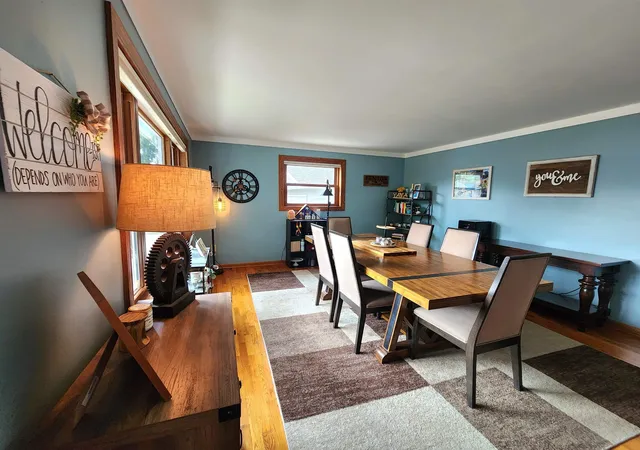 Photo 3 of Single family home for sale at 303 Yale St, Bay City, MI 48708 | MLS# 50218317 | Listing updated on 2026-09-09