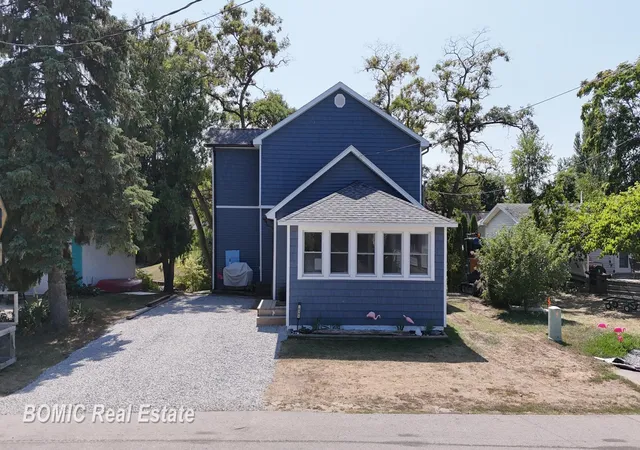 Photo 4 of Single family home for sale at 6751 West St, Caseville, MI 48725 | MLS# 50219810 | Listing updated on 2026-09-07