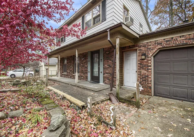 Photo 2 of Sale Pending at 4748 Grenadier Dr, Wyoming, MI 49509 | MLS# 70505761 | Listing updated on 2025-12-03
