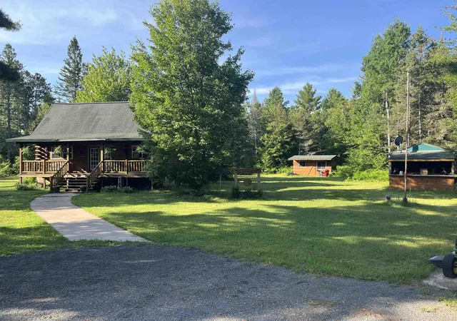 Homes for sale in Ishpeming, MI | 5925 Tasson Rd, Ishpeming, MI 49849 | MLS# 50213668