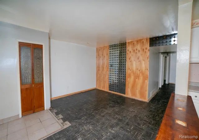 4th image of 12667 Blackstone St, Detroit, MI 48223 | MLS# 60991793