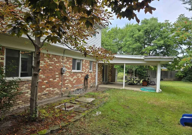 Photo 3 of Sale Pending at 35356 Monza Ct St, Sterling Heights, MI 48312 | MLS# 50219514 | Listing updated on 2026-09-18