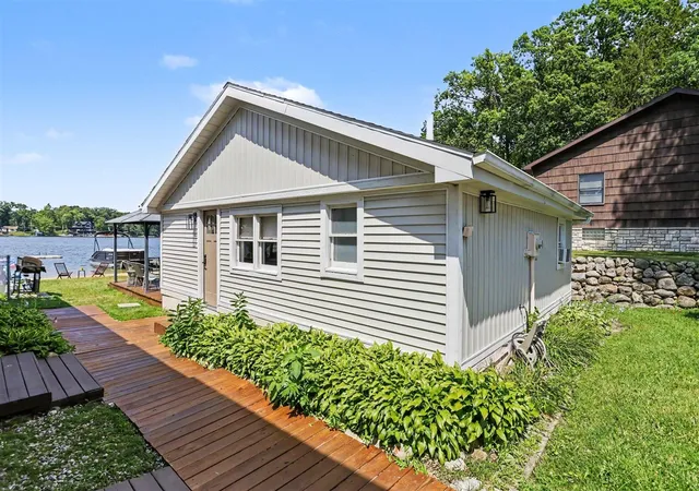 1st image of 67560 95th Ave, Dowagiac, MI 49047 | MLS# 70545425