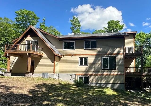 4th image of 7058 Shade Tree Ln, Traverse City, MI 49685 | MLS# 80067685