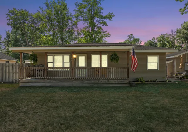 21st image of 1655 S Camp Ave, White Cloud, MI 49349 | MLS# 70551394