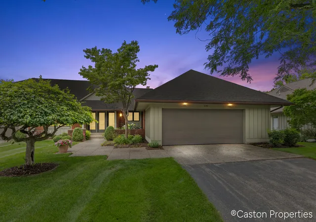 Photo 1 of Sale Pending at 3482 Charlevoix Dr, Grand Rapids, MI 49546 | MLS# 70549127 | Listing updated on 2026-08-16