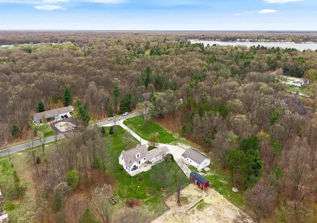 Photo 3 of Sale Pending at 360 Chatterson Rd, Muskegon, MI 49442 | MLS# 70528332 | Listing updated on 2026-08-26