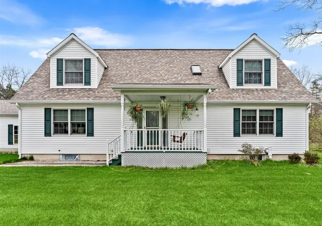 Photo 4 of Sale Pending at 360 Chatterson Rd, Muskegon, MI 49442 | MLS# 70528332 | Listing updated on 2026-08-26