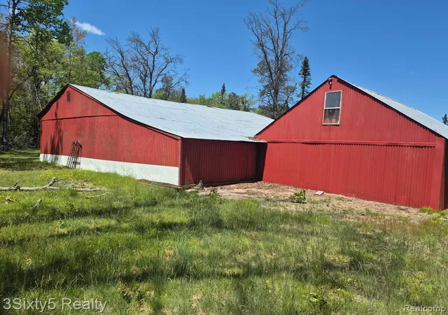Homes for sale in Grayling, MI | 11425 Cherry Trl, Grayling, MI 49738 | MLS# 60998758