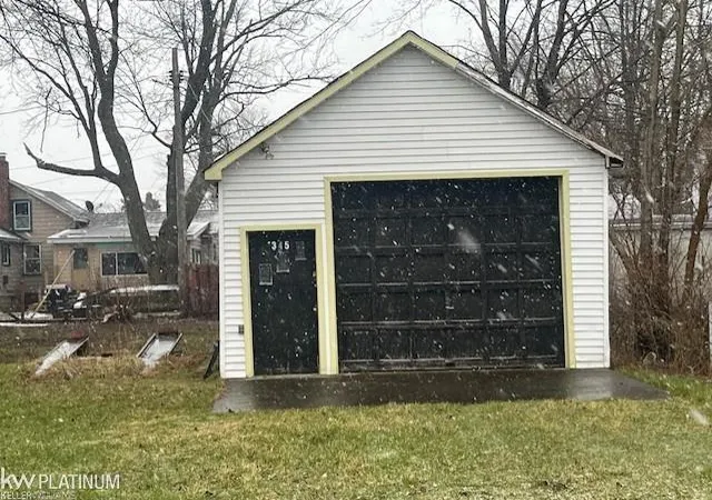 Homes for sale in Marine City, MI | 345 South Mary St, Marine City, MI 48039 | MLS# 50206282