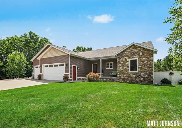 Homes for sale in Whitehall, MI | 5589 Heritage Dr, Whitehall, MI 49461 | MLS# 70545342