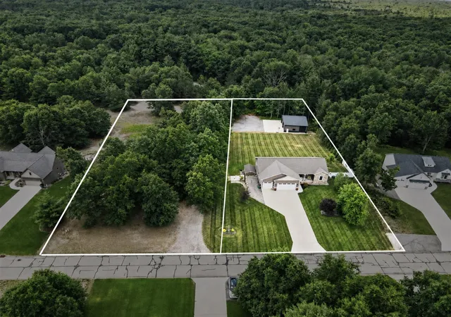 Homes for sale in Whitehall, MI | 5589 Heritage Dr, Whitehall, MI 49461 | MLS# 70545342