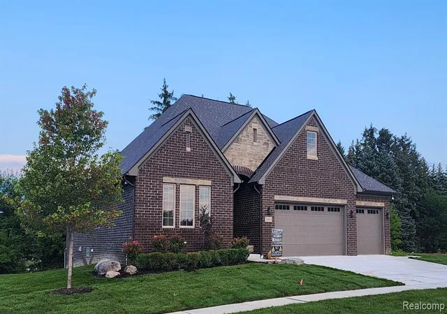 1st image of 3093 Raffler Dr, Rochester, MI 48307 | MLS# 61006719