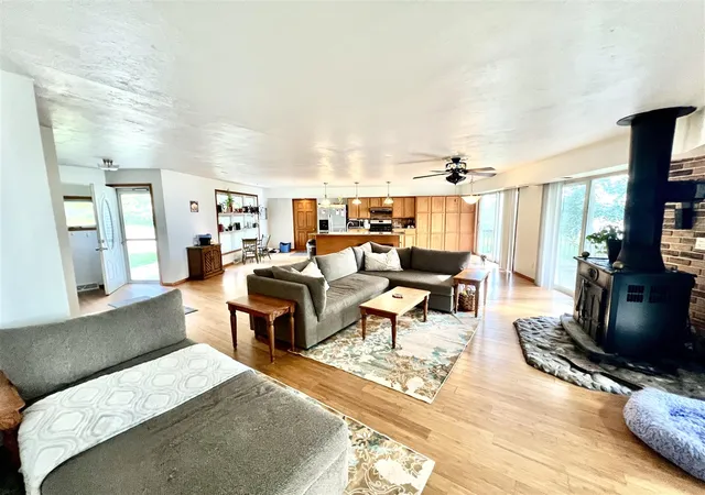Homes for sale in Ludington, MI | 4771 S Lakeshore Dr, Ludington, MI 49431 | MLS# 70544728